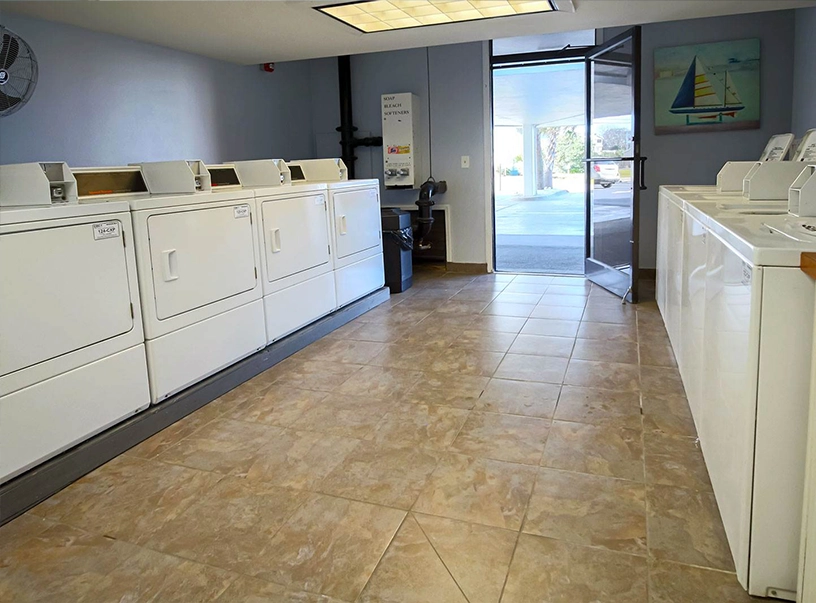 atlantic-towers-laundry-facility